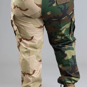 Camouflage pants size 16-18 rounds more like a oversized 14-16
